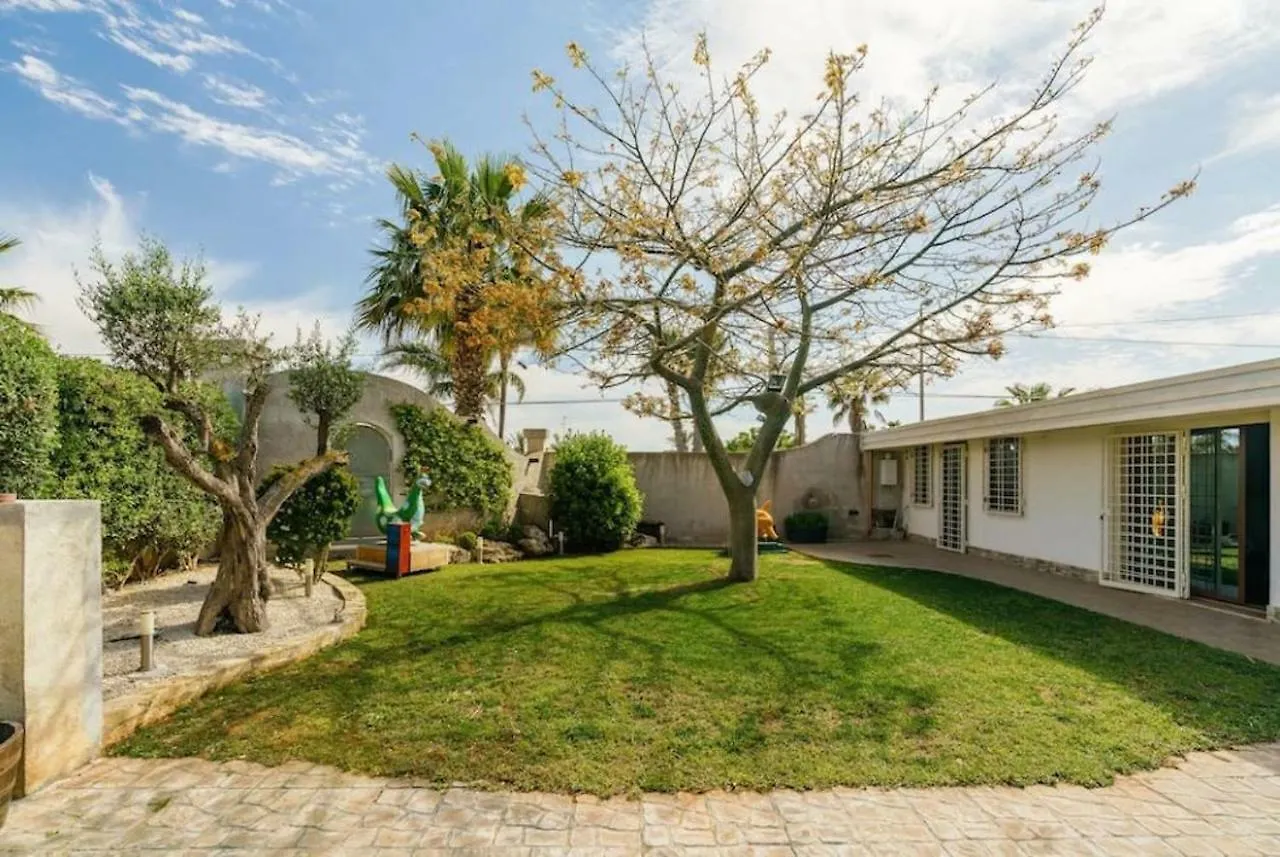 Garden Home Marsala 0*,  Italy